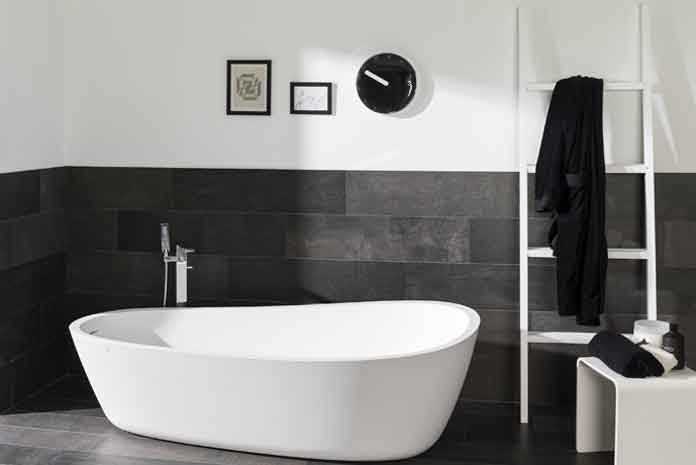 trendy carrelage salle de bains tendance salle de bains carreler les murs mi with carrelage salle de bain mur