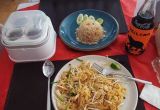 Chicken Pad Thai Plus Garlic and Pepper Chicken Can T Go Wrong Galerie De Cuisine Plus