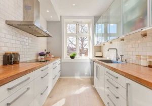 Plan De Travail En Bois Massif –chaleureux Moderne Et Pratique Galerie De Disposition Cuisine